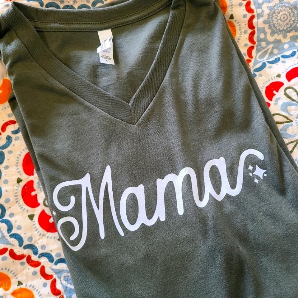 Womens "Mama" V-Neck Size Large